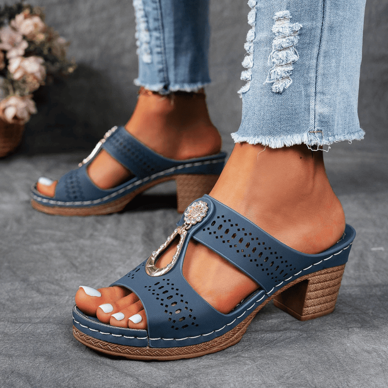 BelleLuxe Sandals – Elegance Without Foot Pain