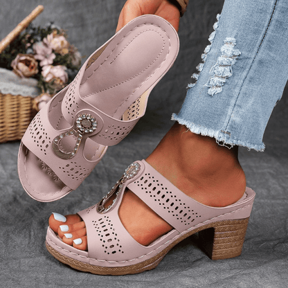 BelleLuxe Sandals – Elegance Without Foot Pain